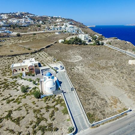 Vineyard Exclusive Suites Akrotírion Esterno foto
