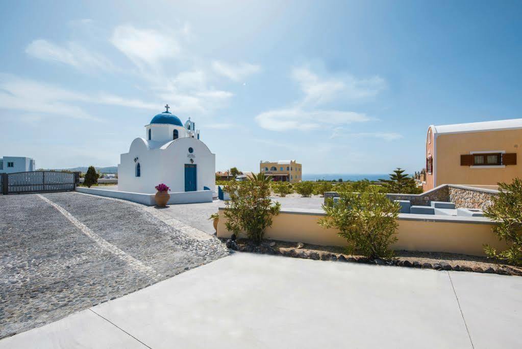 Vineyard Exclusive Suites Akrotírion Esterno foto
