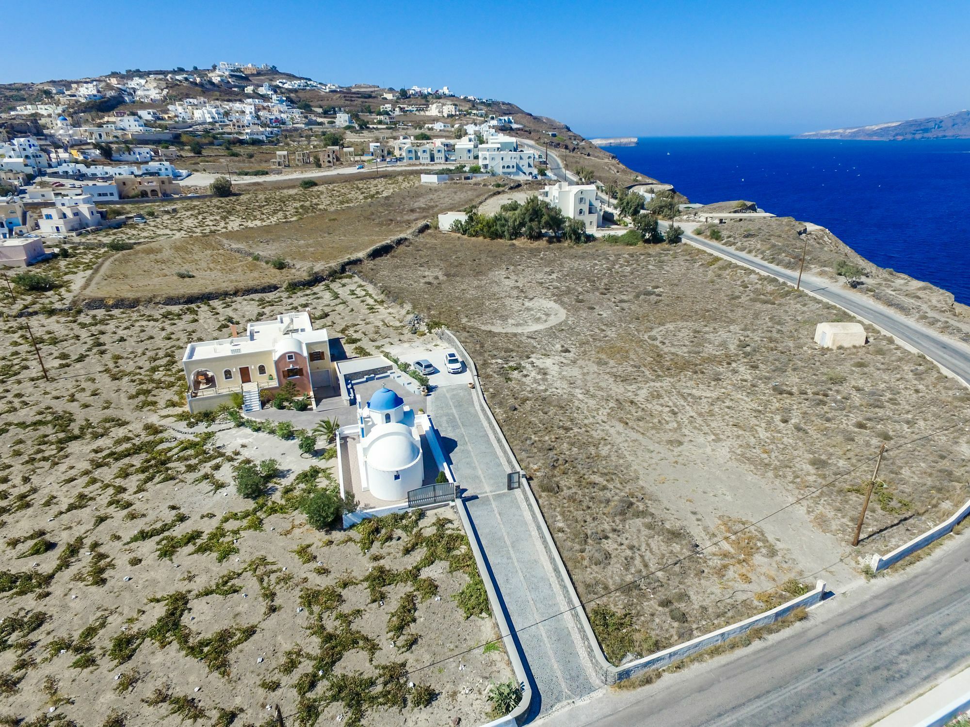 Vineyard Exclusive Suites Akrotírion Esterno foto