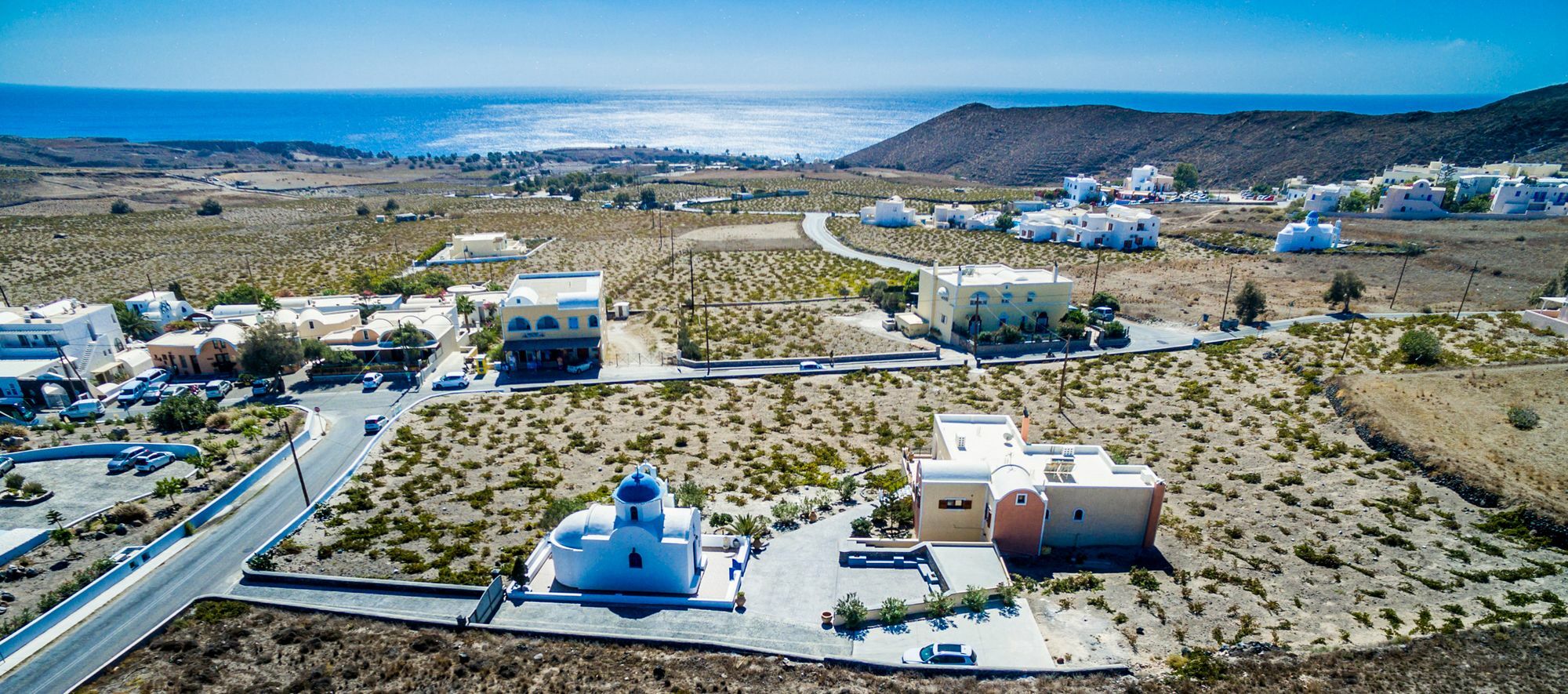 Vineyard Exclusive Suites Akrotírion Esterno foto