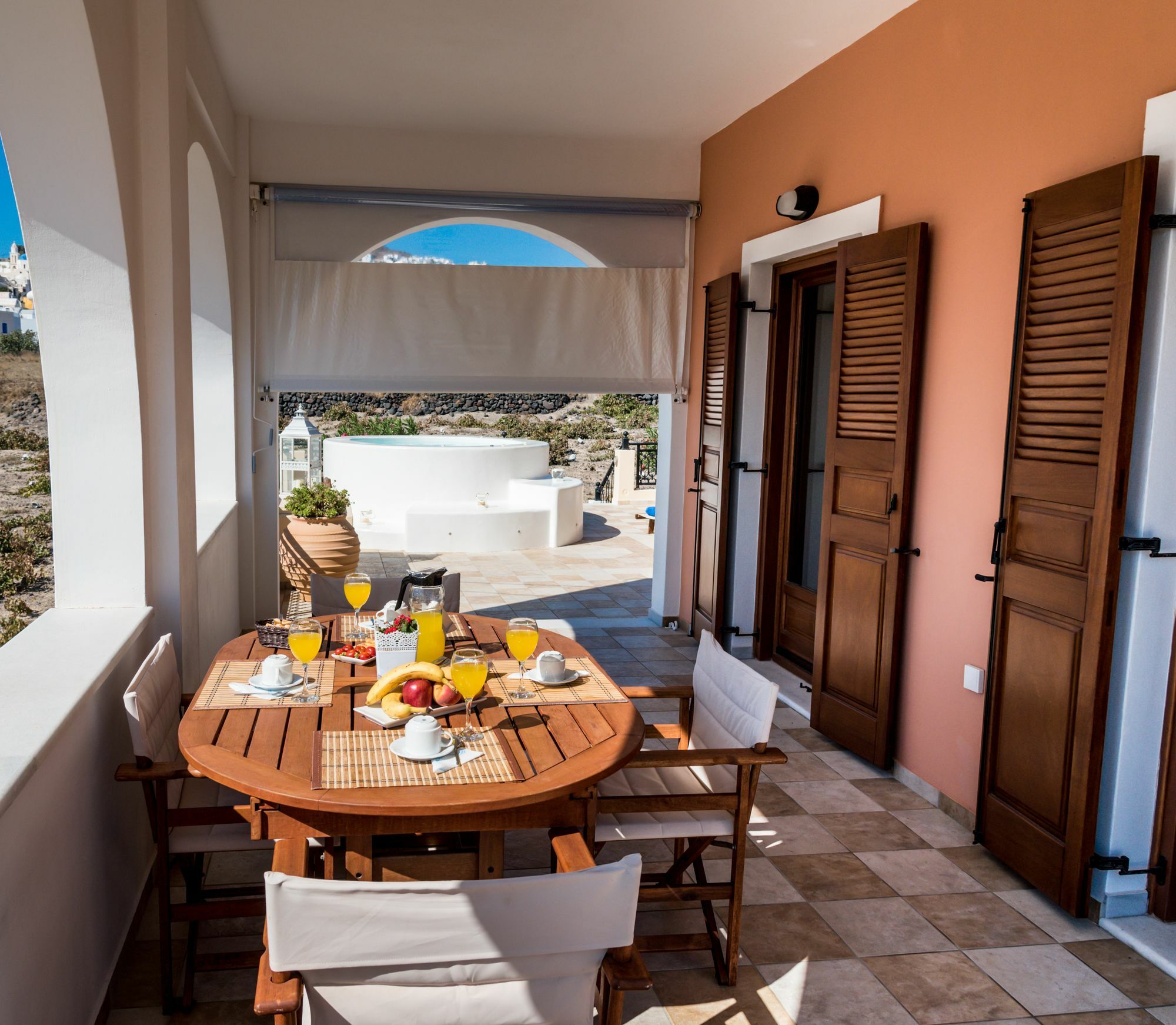 Vineyard Exclusive Suites Akrotírion Esterno foto