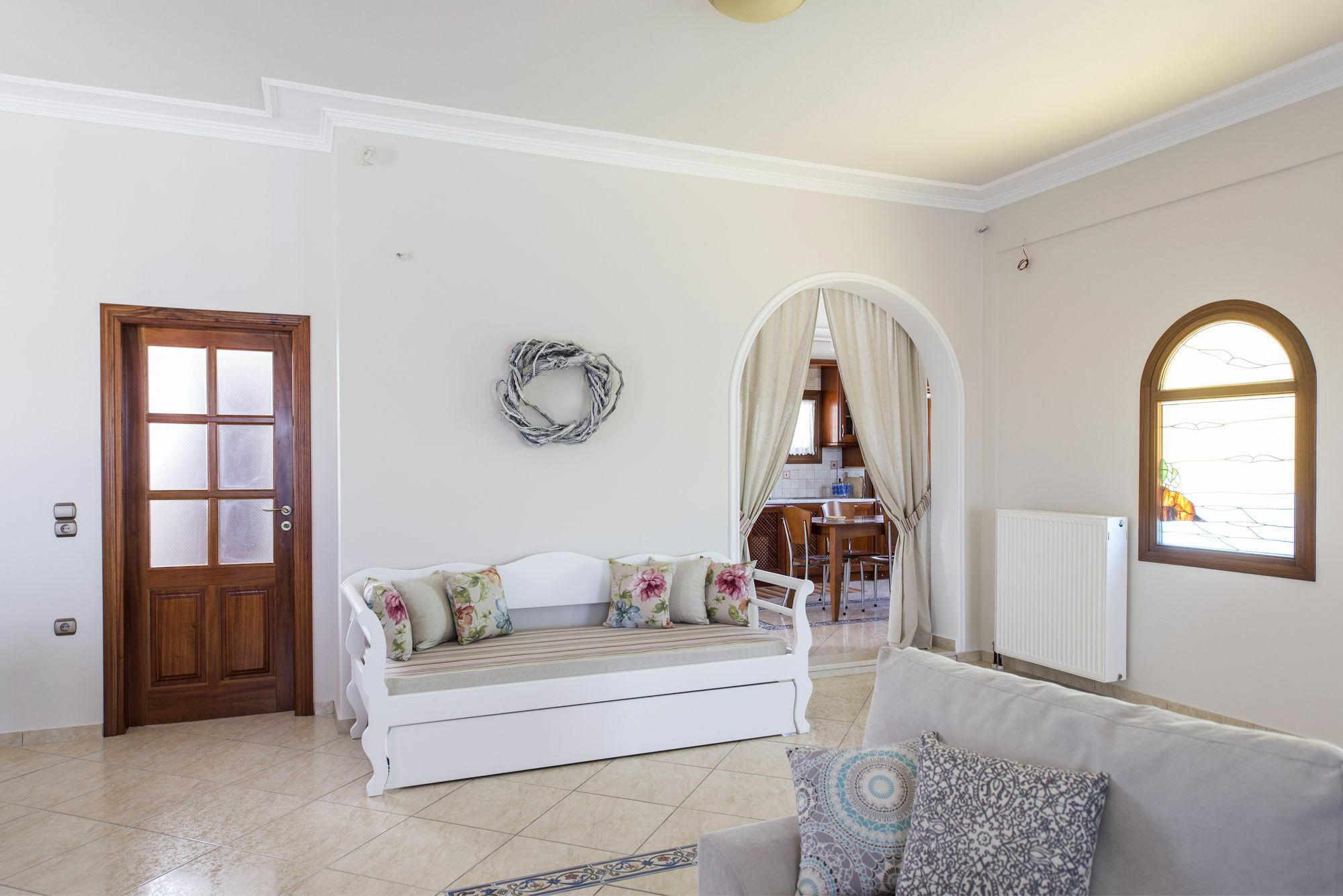 Vineyard Exclusive Suites Akrotírion Esterno foto